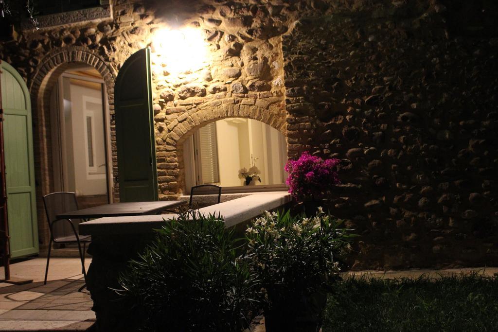 Giardino Degli Ulivi Apartment Caprino Veronese Exterior photo