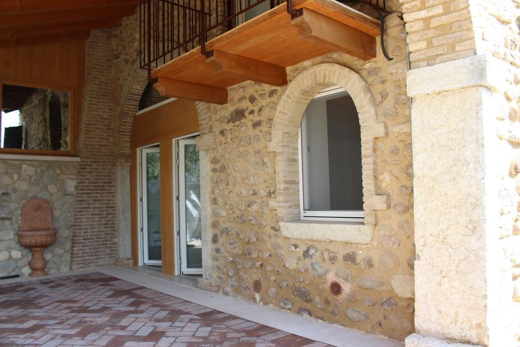 Giardino Degli Ulivi Apartment Caprino Veronese Exterior photo