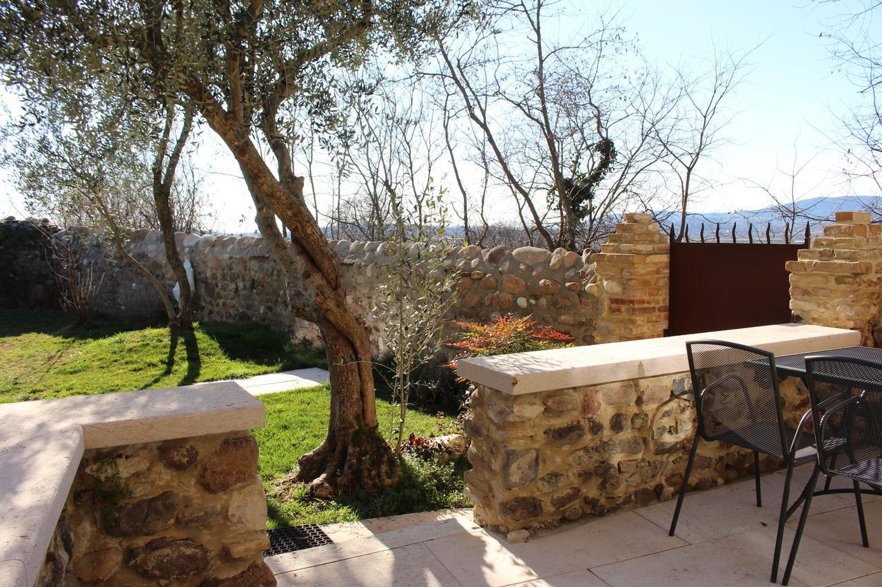 Giardino Degli Ulivi Apartment Caprino Veronese Room photo